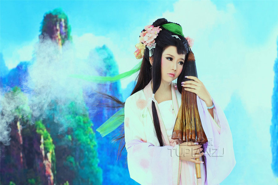 崿װŮ 