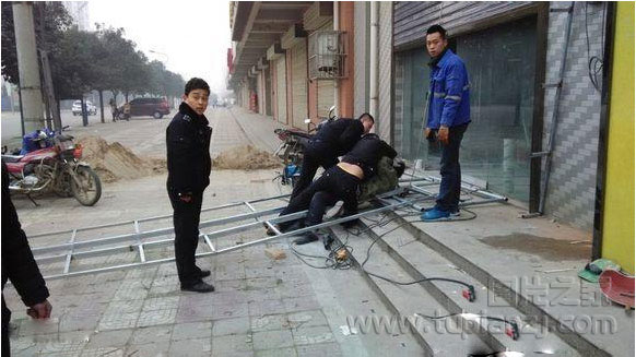 磬ѱϳƣ114գμϸ˽жΣۺִִԱʻһûյִִȫУũ񹤴ˡԴˣμϸίԱ϶֤ʵίǣͷͼȶŶԴչ飬ִԱѱְͣ