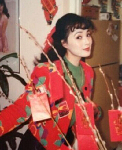 刘亦菲和她小姨