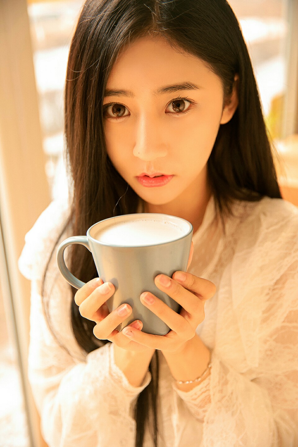 崿۾Ů