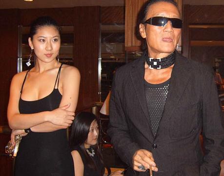 76лС47ϺŮCoco飬Ȧʷϵľ䷶һصĸһֱж֤Լϵ׳ҵϤлͶСŮһչʳŮѵӢӢģʵԼǵͬѡлͲֻŮѵĸӦүүˡ